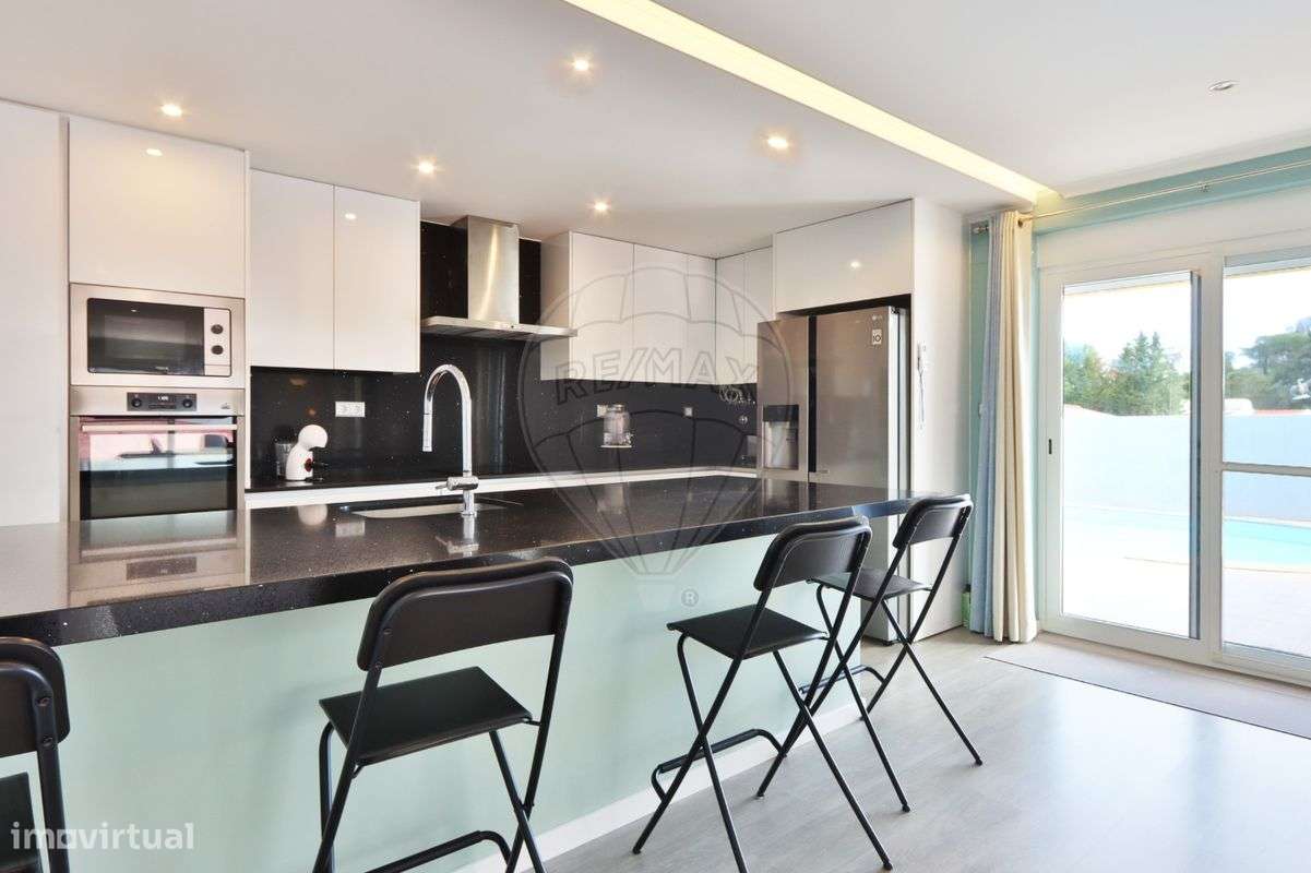 Moradia T4 para venda-31