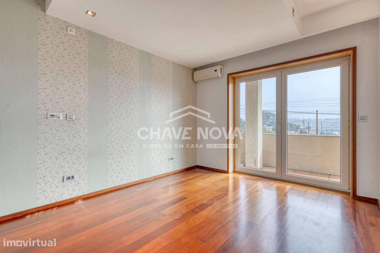 Moradia T3 Canidelo COMO NOVA com Piscina 4 Frentes-29