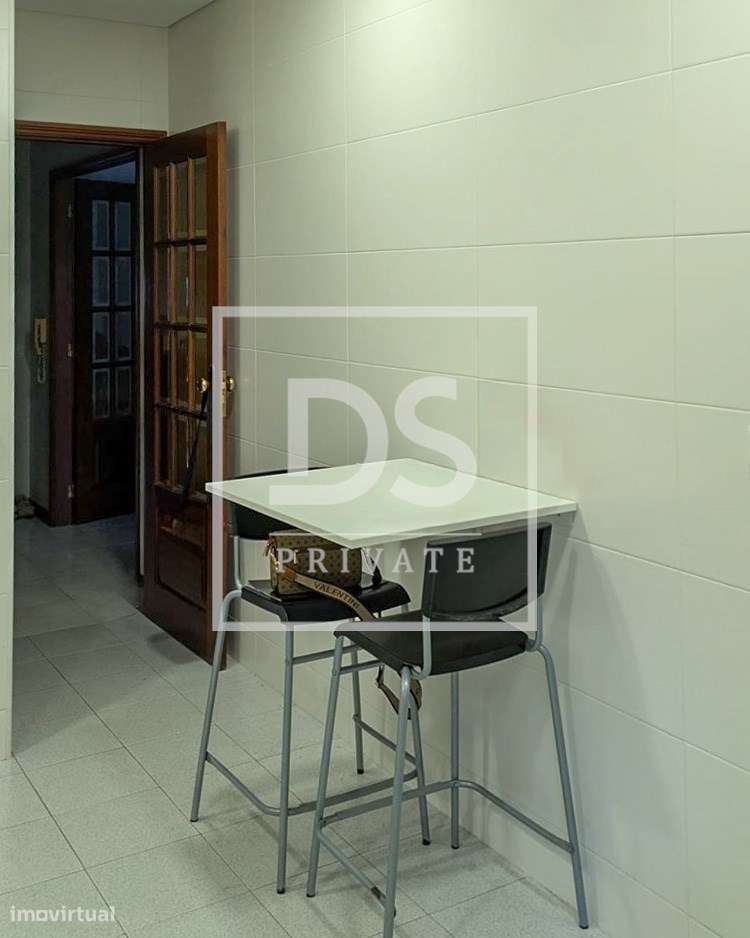 Apartamento T2 c/ Lugar de Garagem-8