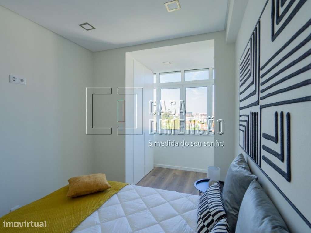 Apartamento T3 com Varanda em Benfica - Totalmente Mobilado e Pront...-47