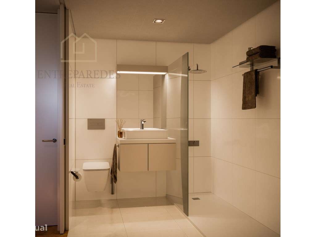 Apartamento T1+1 com varanda e jardim para comprar no Centro do Por...-22