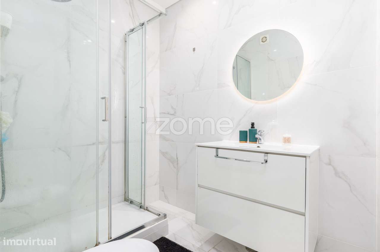 Apartamento T2 com Terraço e Excelentes Acessos em Lisboa - Grande imagem: 5/16