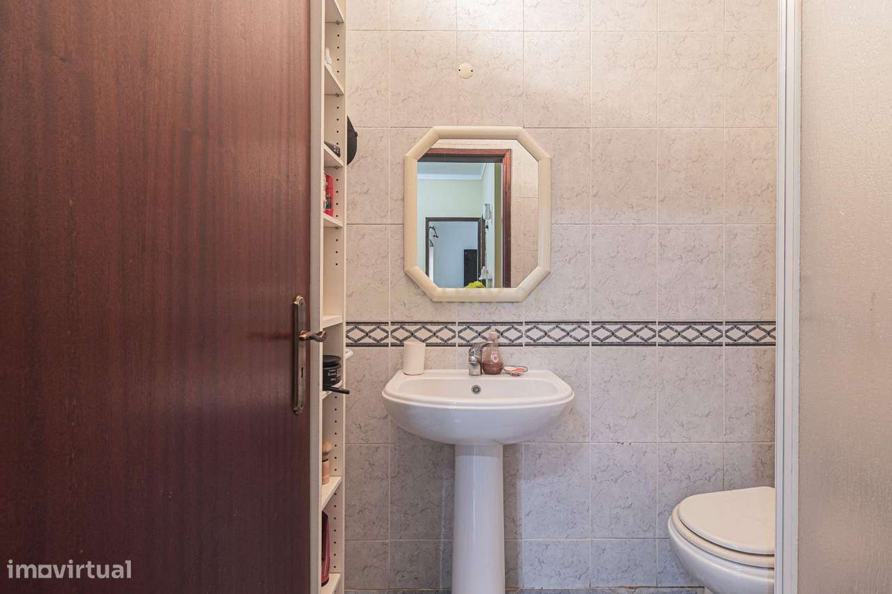 Casa T3 em Santa Maria, Torres Vedras - Oportunidade Única!-23