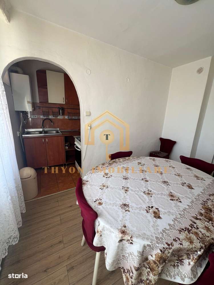 Apartament de vânzare cu 3 camere, 2 băi, 78 mp, în Sebeș-6