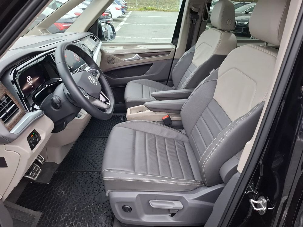 Salon PL Gwarancja fabryczna PHEV 218KM Panorama DCC Sam parkuje L2