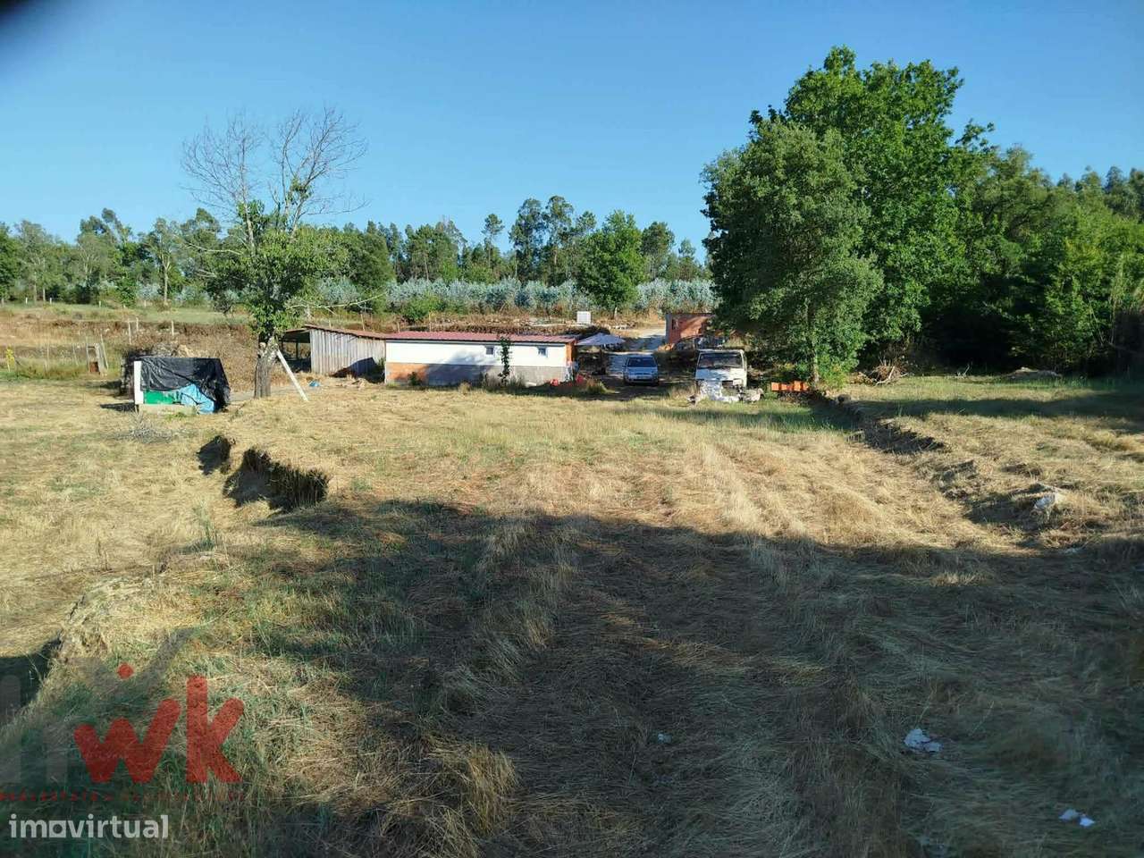 Pequena Quinta com casa pré-fabricada, mina, anexo-24