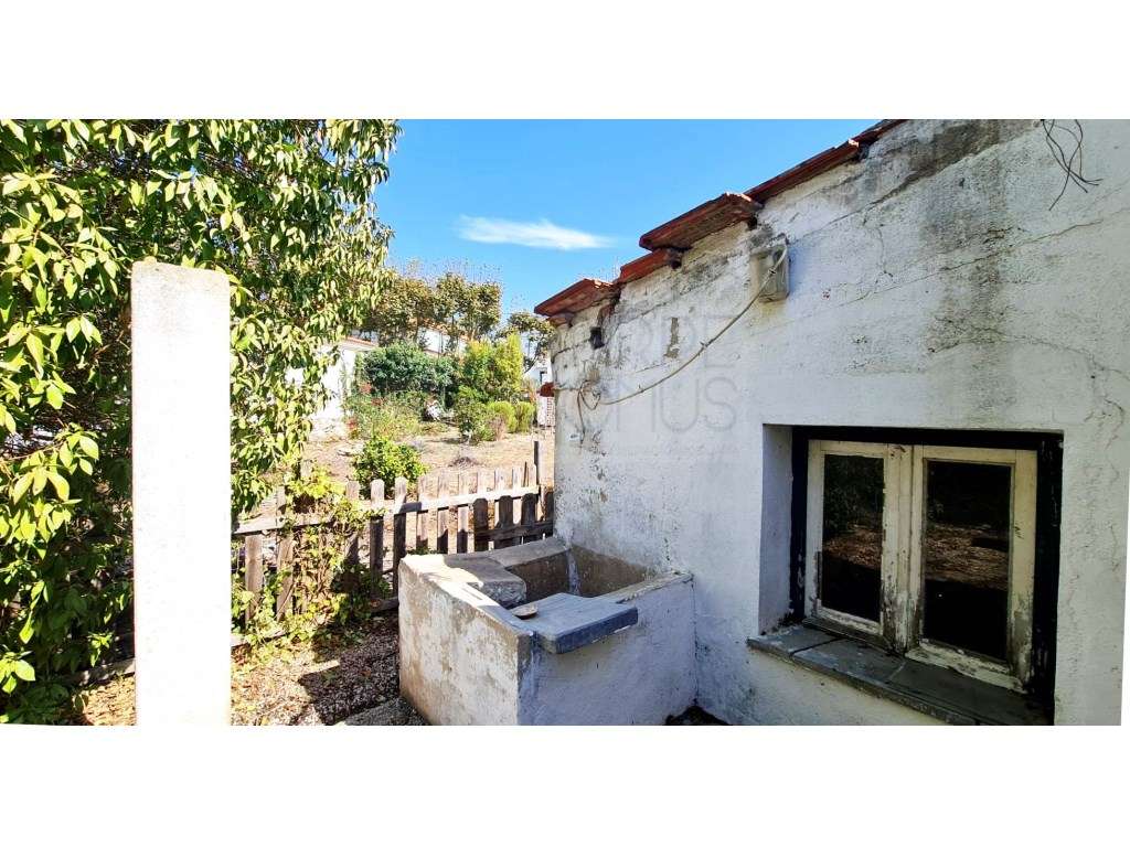 Moradia T6, lote 915m2, próxima da praia, na Parede, Cascais-34