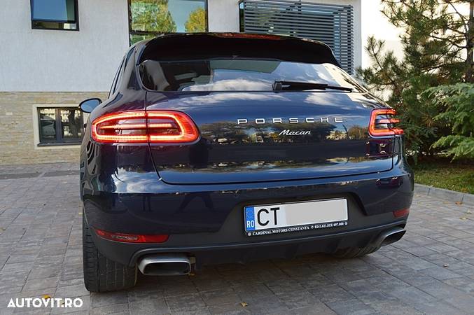 Porsche Macan Standard - 25