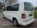 Volkswagen Caravelle - 4