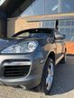 Porsche Cayenne Turbo - 19