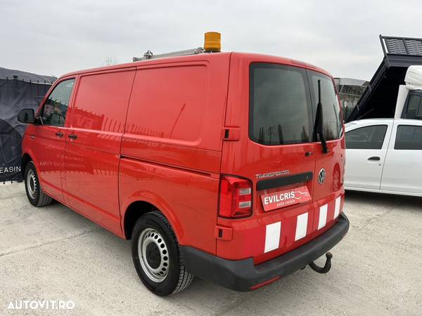 Volkswagen Transporter - 9