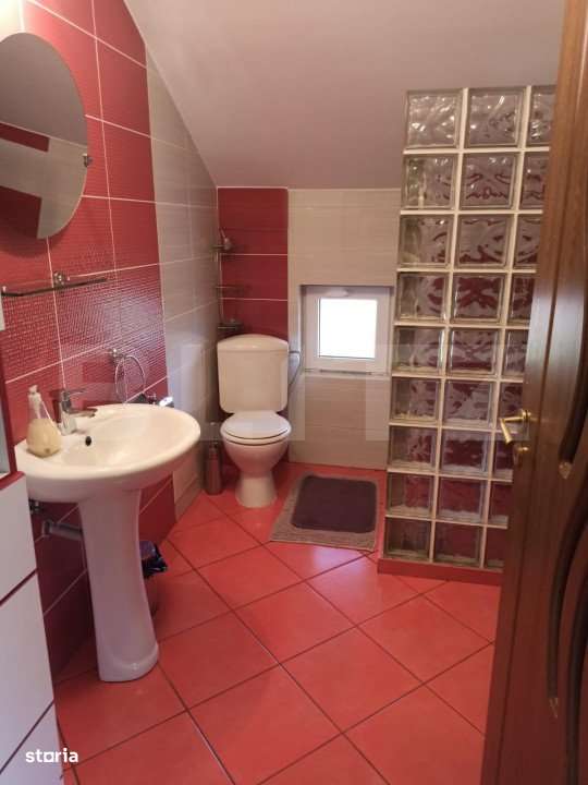 Casa tip vila 8 camere, 350mp, zona Corunca - Imagine principală: 5/14