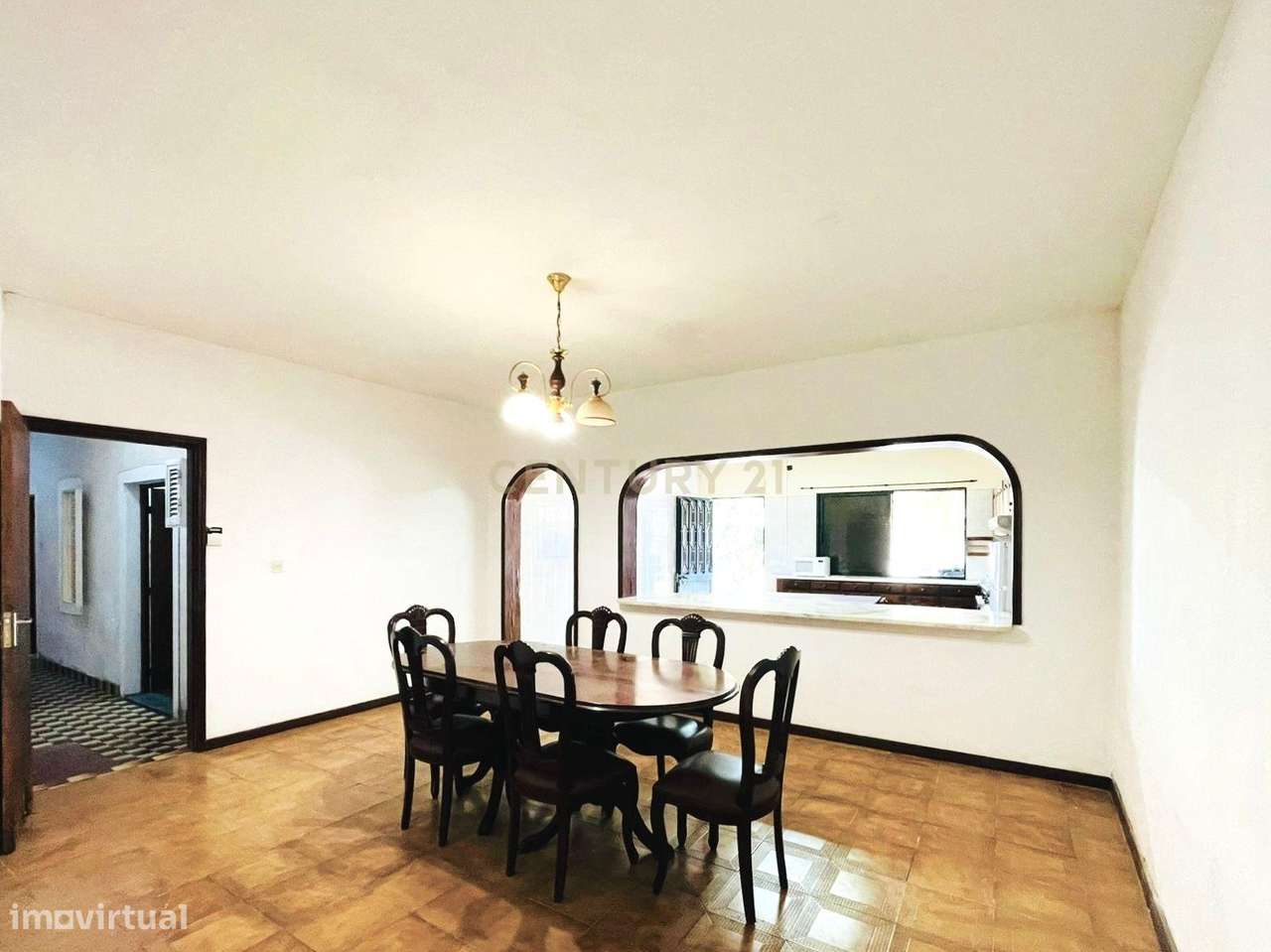 Moradia T3 Térrea em Santo António – Próximo ao Madeira Shopping-11