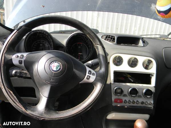 Dezmembrari  Alfa Romeo 156 (932)  1997  > 2006 1.9 JTD (932B2B, 932B - 15