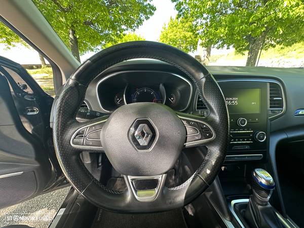 Renault Mégane 1.5 Blue dCi Zen - 22