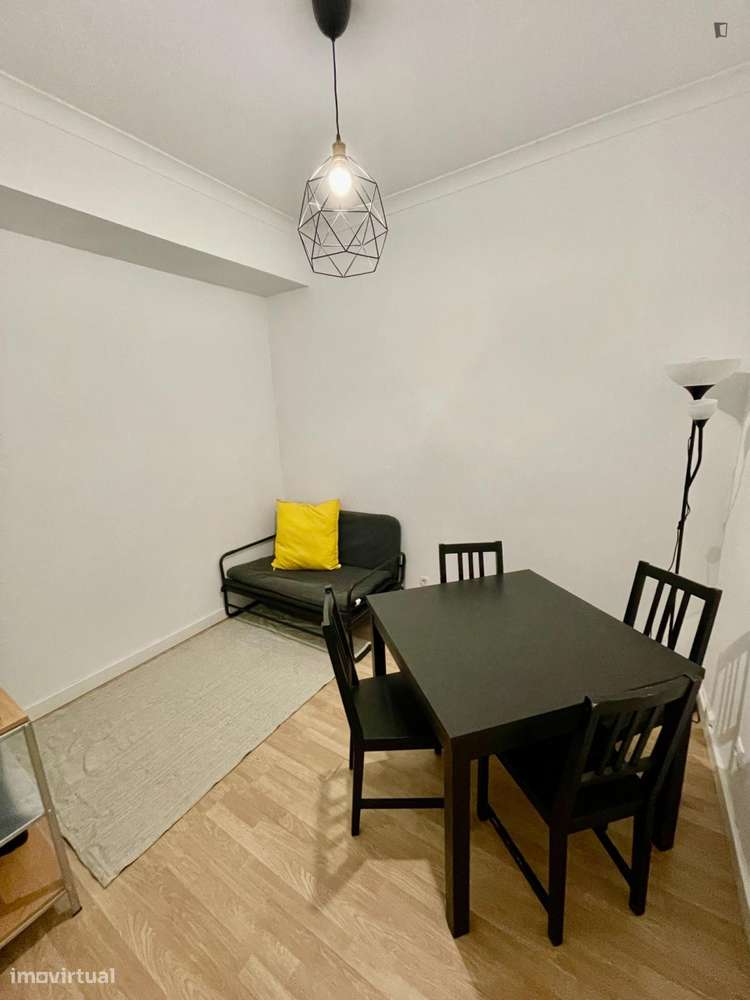 Quarto - localizado em Sete Rios Lisbon - Grande imagem: 2/10