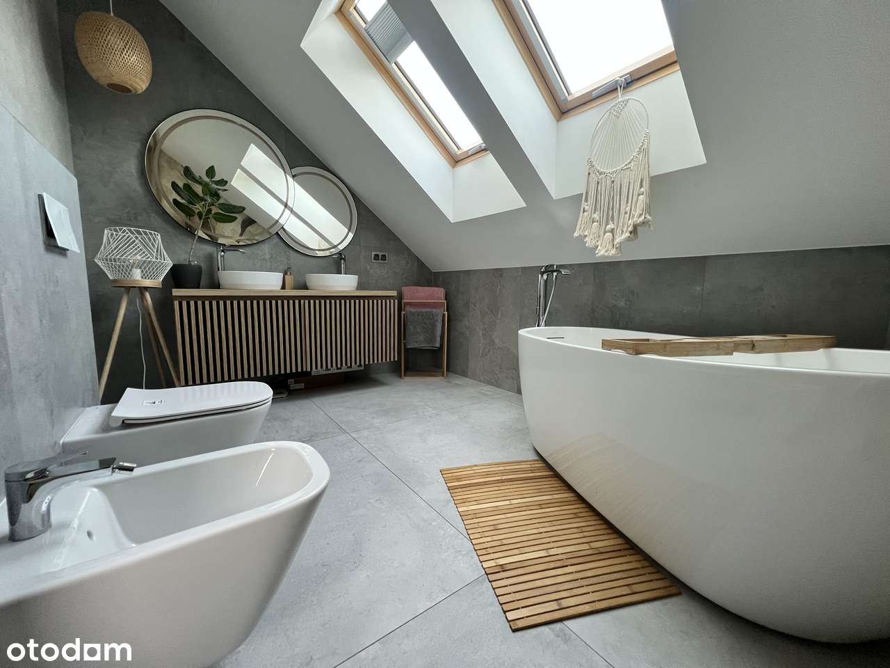 Nowoczesny dom 190 m² z garażem i klimatyzacją-11