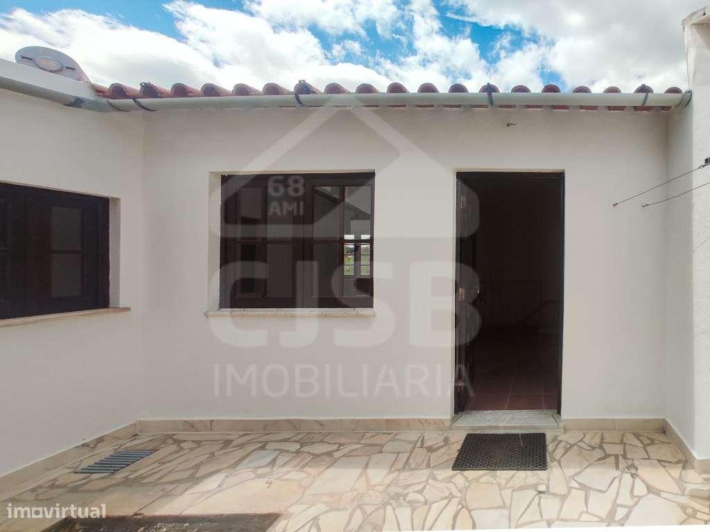 Moradia à Venda em Coruche - Valor Negociável-31
