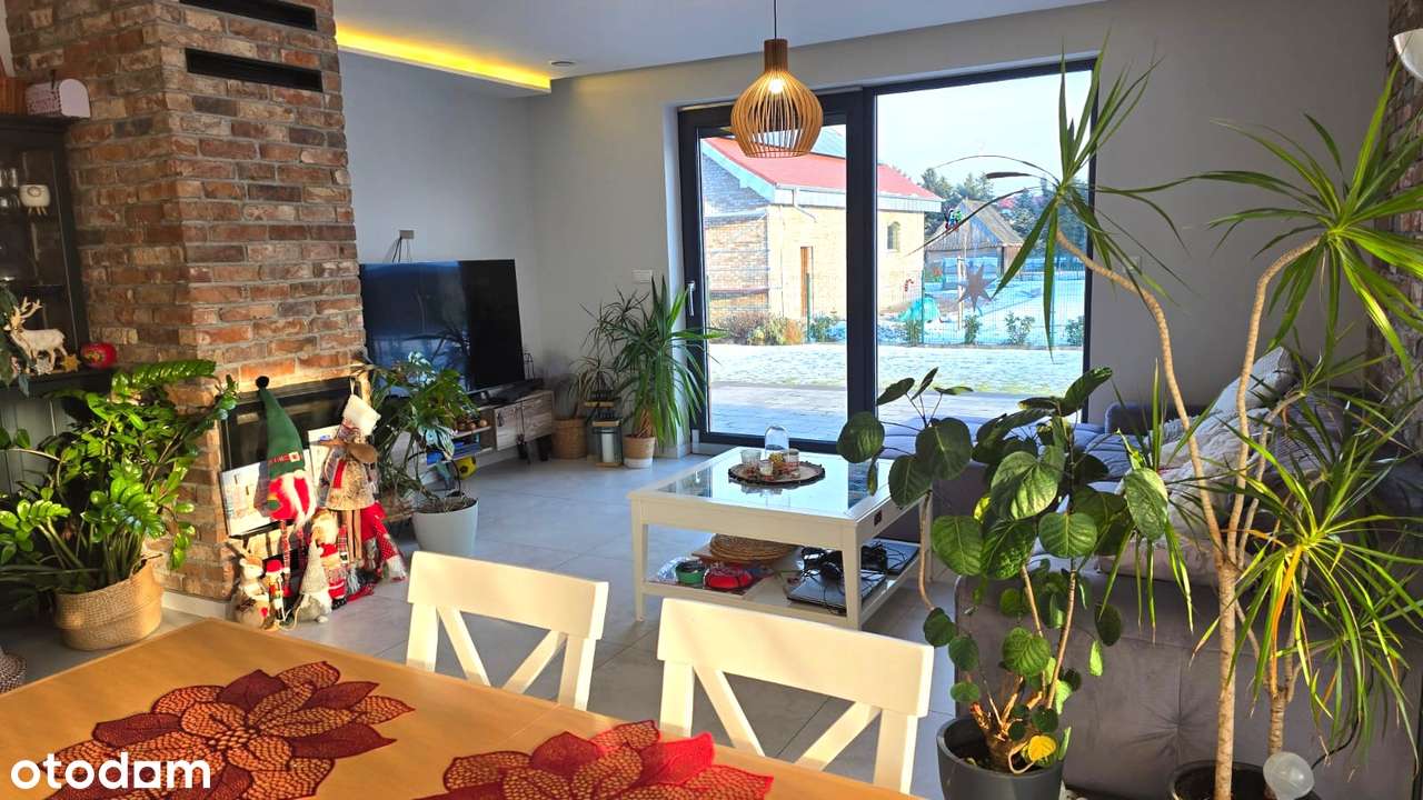 NOWY RODZINNY DOM k. Oławy-7