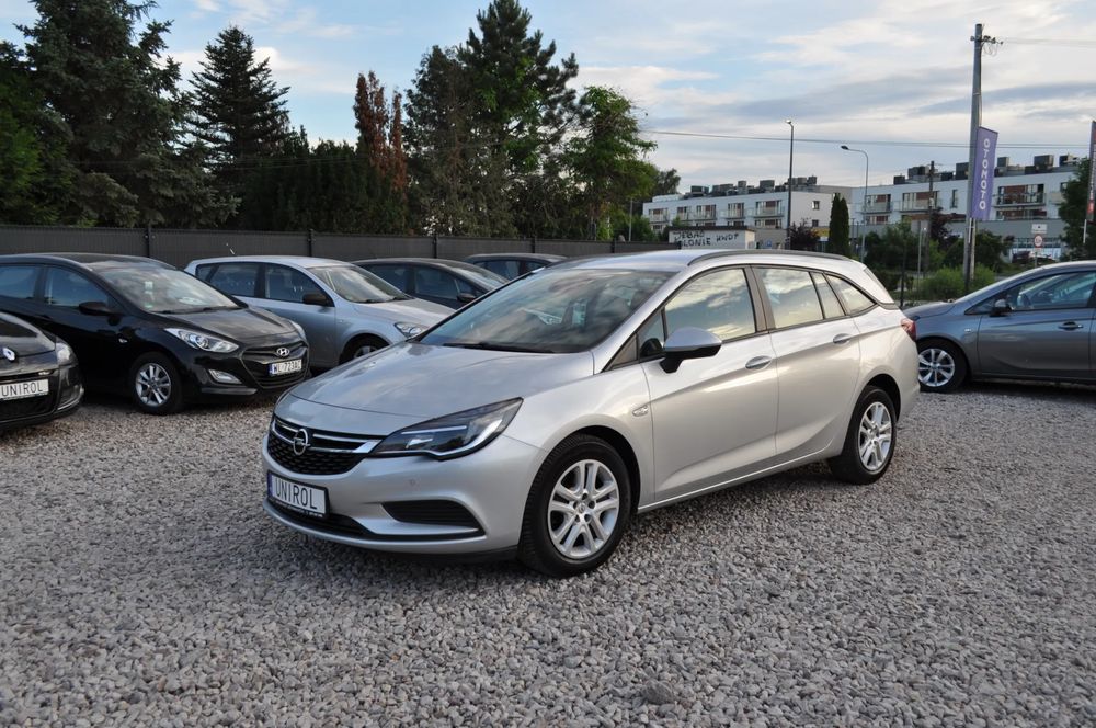 Opel Astra K (2015-2021) 1.4 Turbo Dynamic 2016