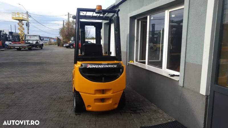 Jungheinrich DFG 320, MOTOSTIVUITOR, CATARG - 3