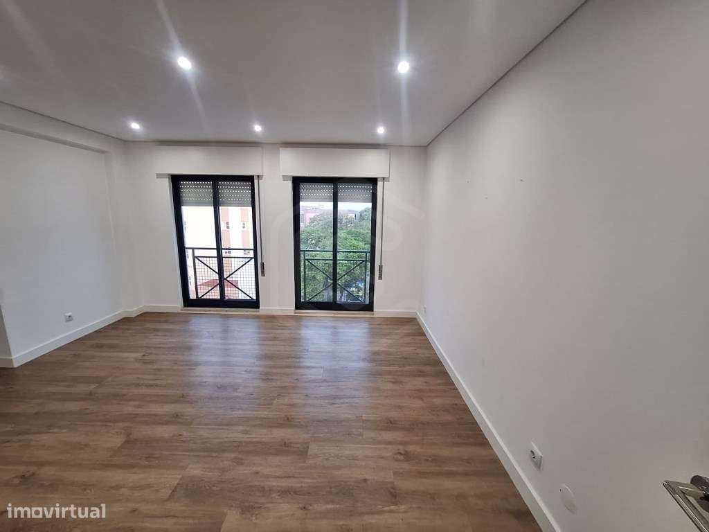 Apartamento T2 renovado em Loulé, Algarve - Grande imagem: 4/15