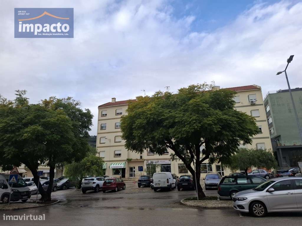 T2 CHABITAL, Bom estado de conservação, Alhandra-14