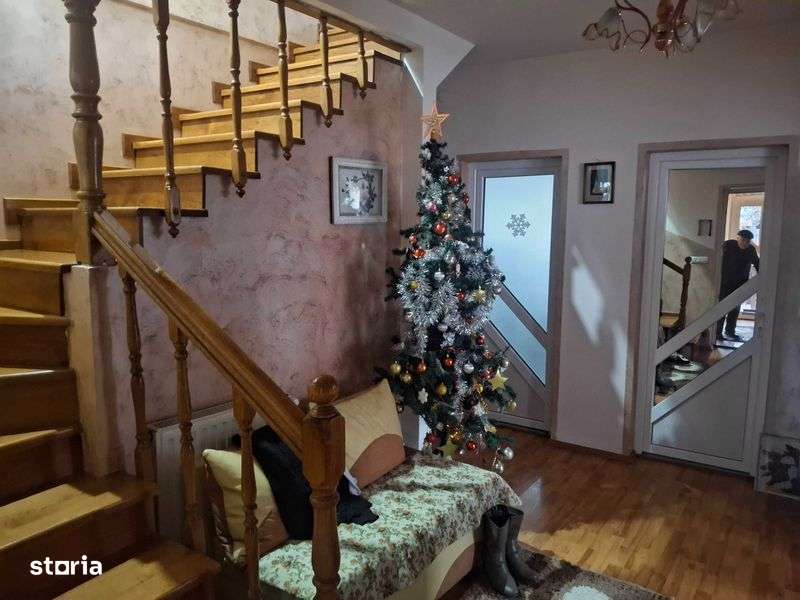 Casa vila in sangiorgiu de mures - Imagine principală: 4/8