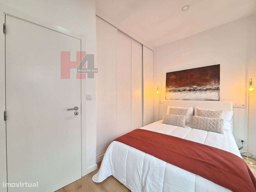 Apartamento T3 totalmente remodelado em Penha de França-12