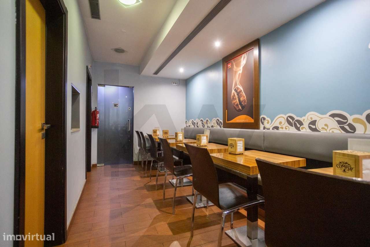 Trespassa-se  Negócio de Pastelaria no Centro do Cacém ☕. - Grande imagem: 5/29