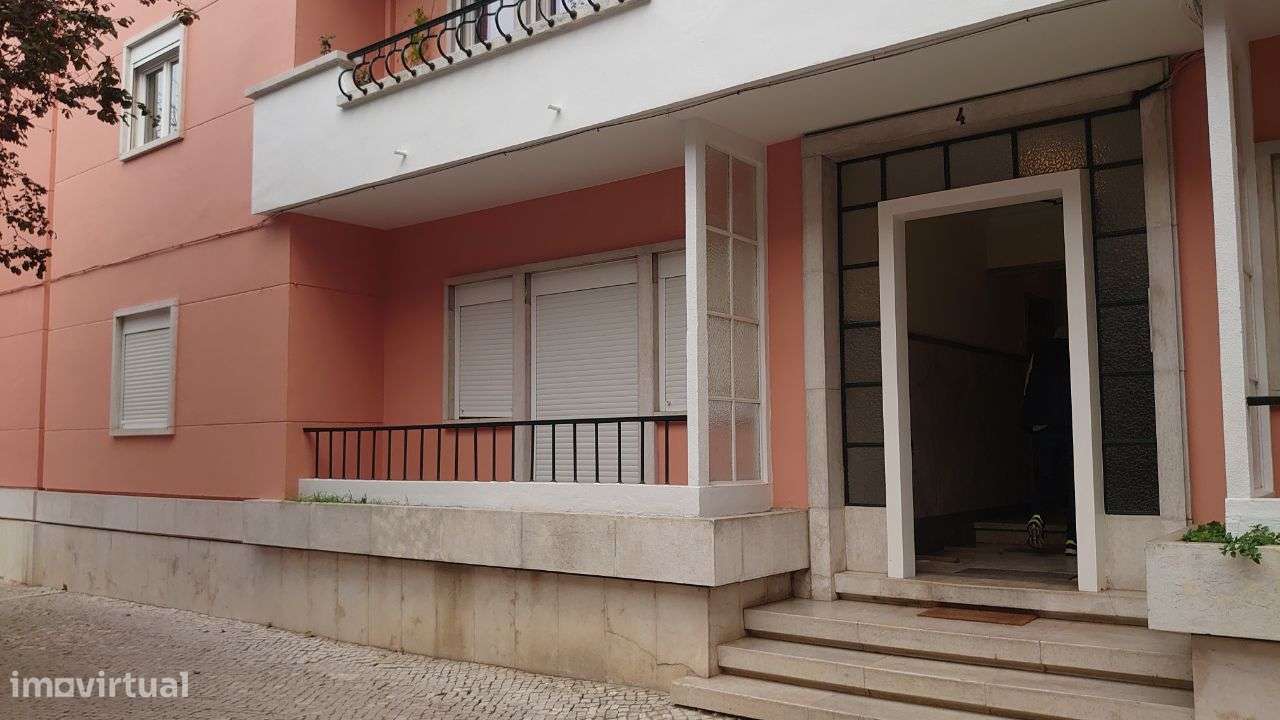 T2 Rua dos Cervantes Lisboa Remodelado-31