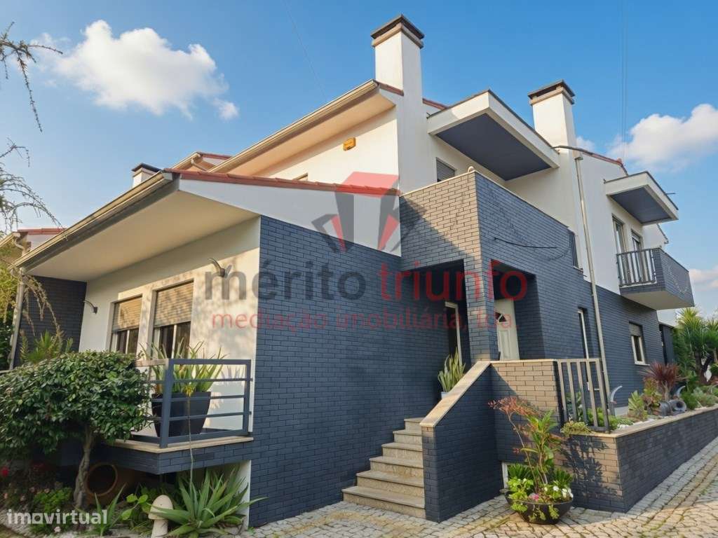 FANTÁSTICA MORADIA T3 C/ PISCINA - MANHENTE - BARCELOS-6