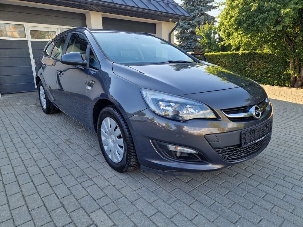 Opel Astra J 1.6 D (CDTI) Edition 2014