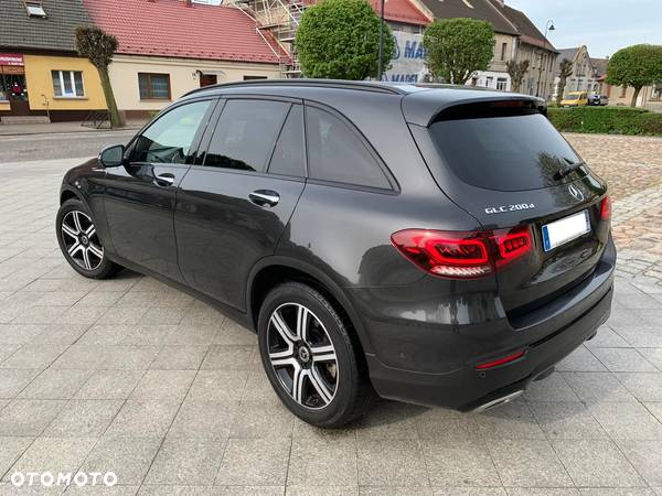 Mercedes-Benz GLC 200 d - 38