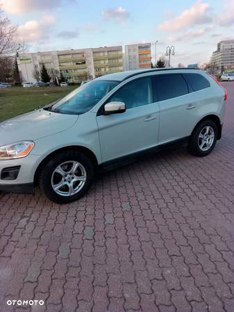 Volvo XC 60 D5 AWD - 3