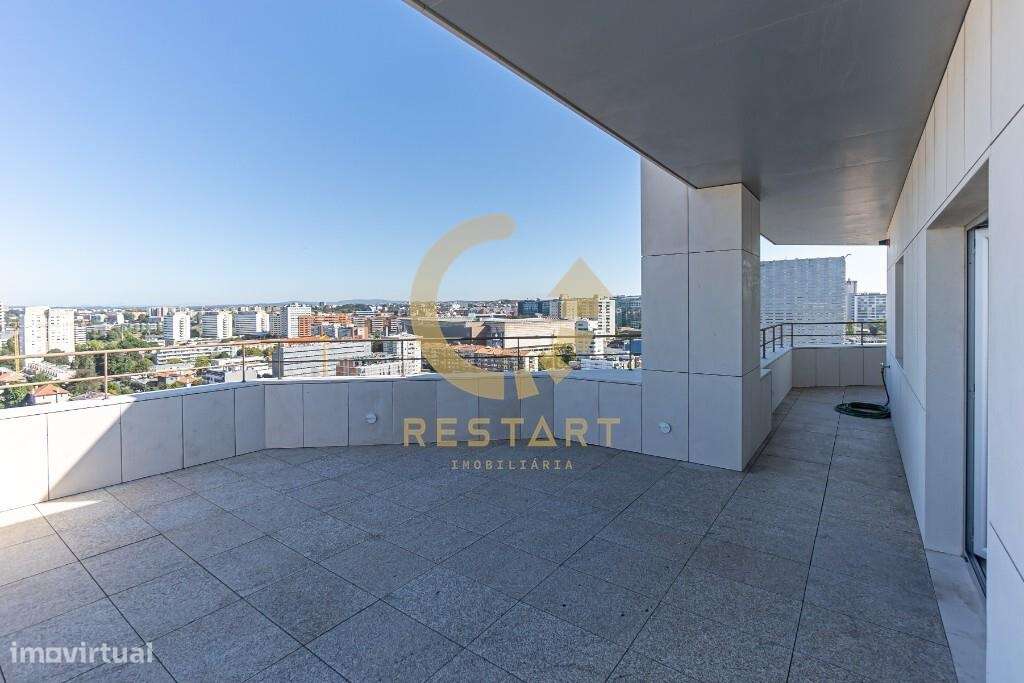 Penthouse T4 de Luxo - Edifício Porto Magnum-46