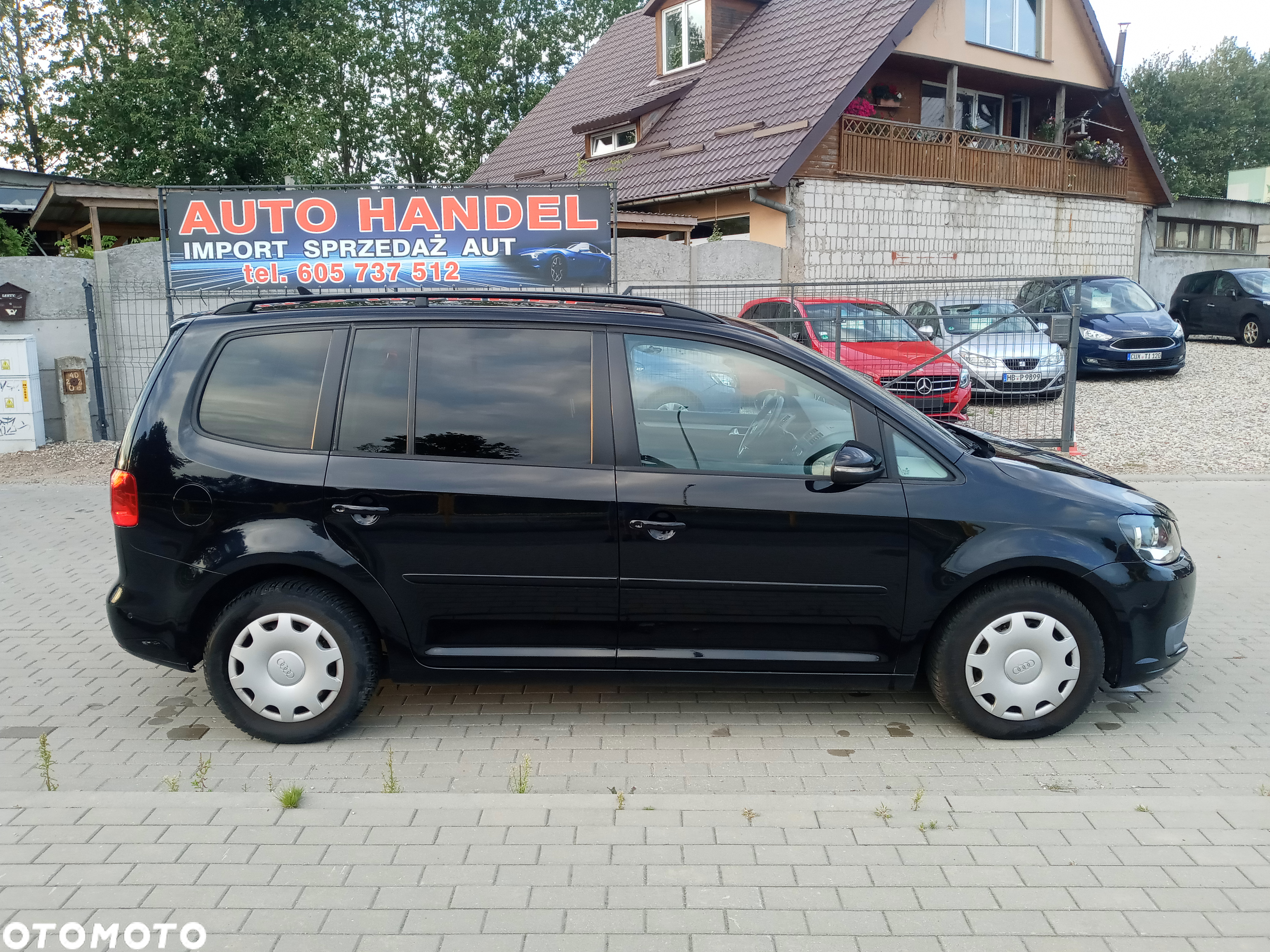 Volkswagen Touran 1.6 TDI DPF Comfortline - 10