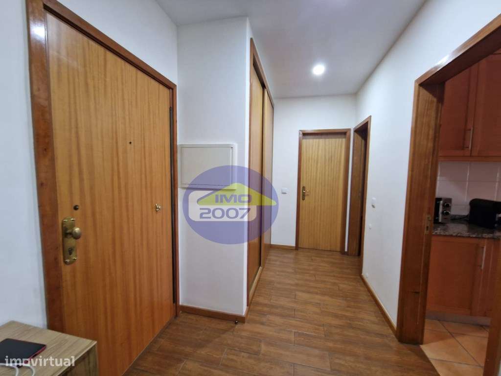 Apartamento T2+1 em Grijó - Grande imagem: 2/25