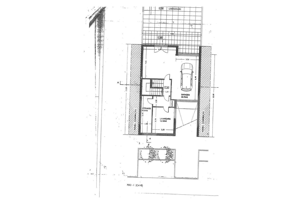 LOTE PARA CONSTRUÇÃO DE MORADIA EM ANTA - ESPINHO - PRÓXIMO DO MERCADO