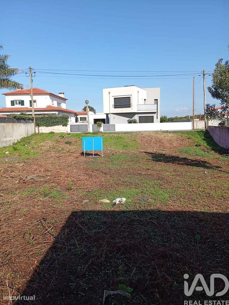 Terreno em Esmoriz de 560,00 m2 - Grande imagem: 2/9