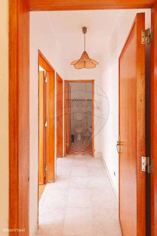 Moradia T8 para venda-24