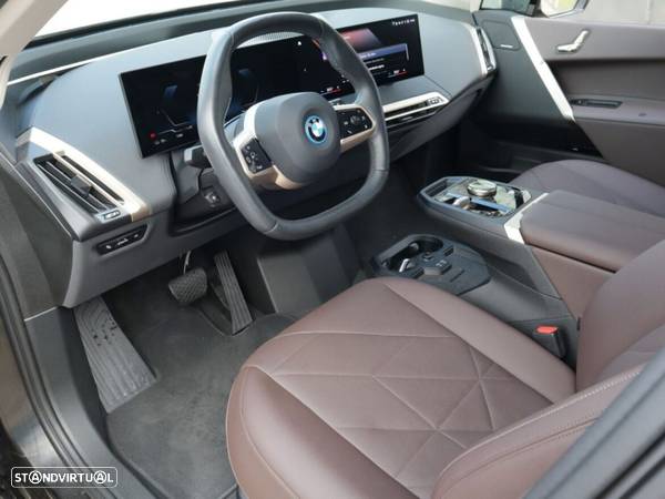 BMW iX xDrive 40 Pack Desportivo - 19