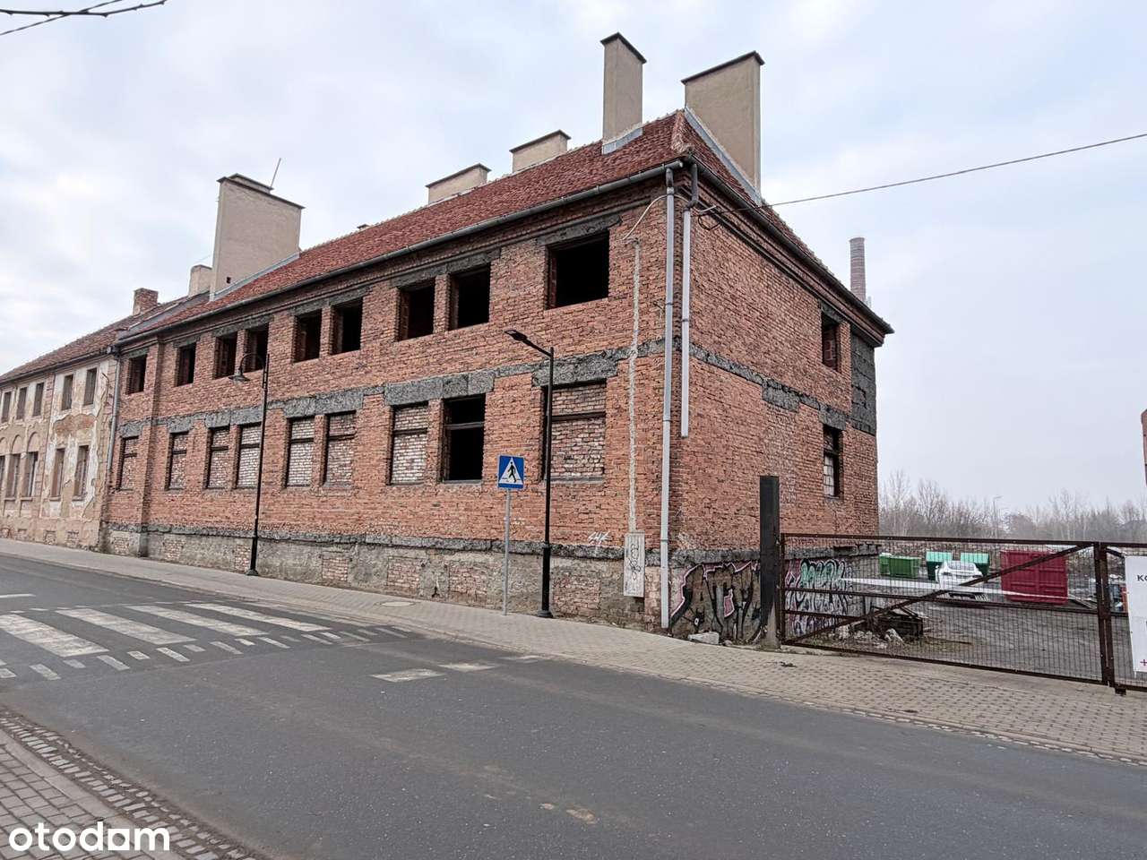 Budynek usługowo-mieszkalny w centrum Łagiewnik 1000m2 - Pełny obrazek: 2/2