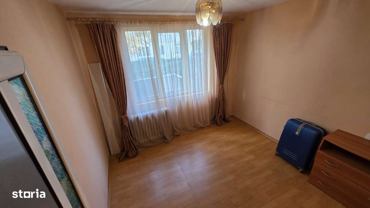 Apartament 2 Camere Parter Sud Echitatii M-uri-12