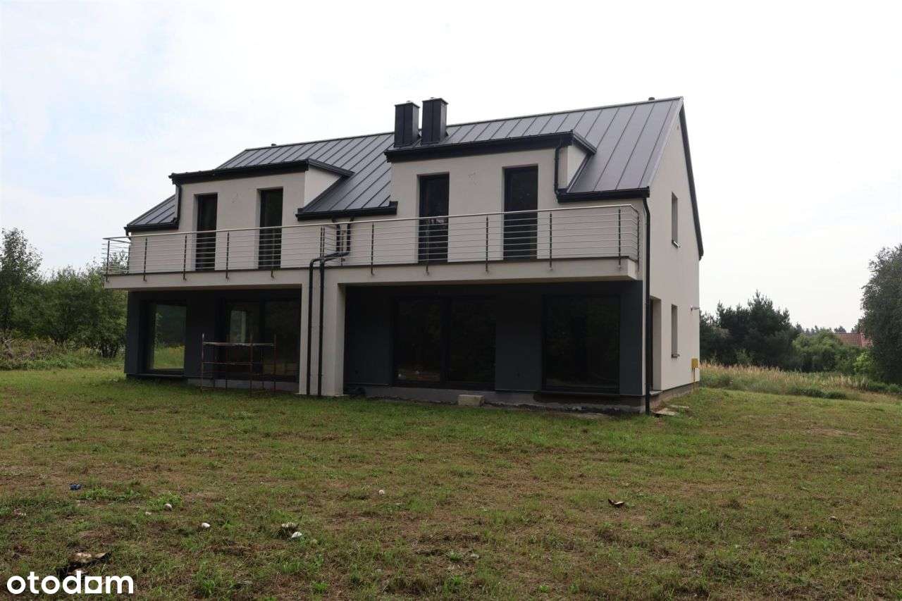 Funkcjonalny dom z dużą działką przy lesie-6