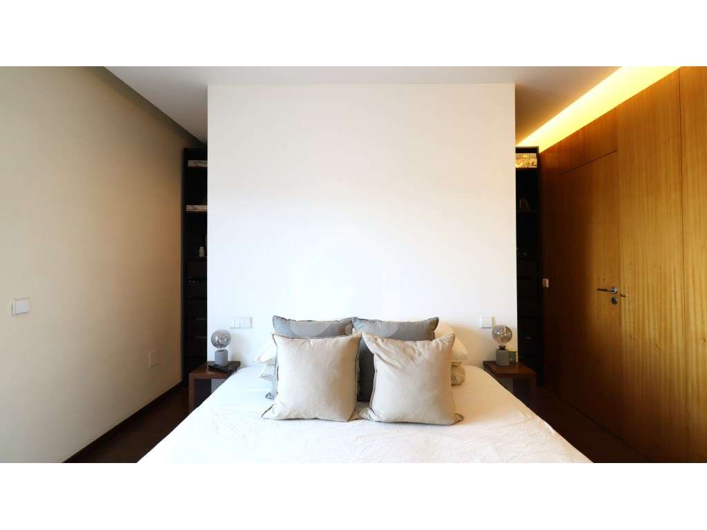 Penthouse T3 Duplex, com terraço no Centro da Cidade-21