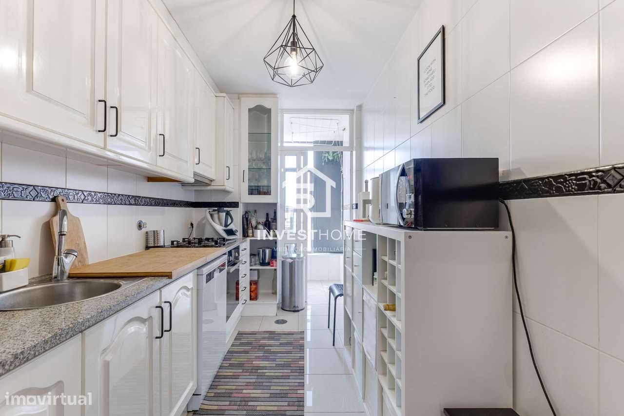 Apartamento T2 | Boas áreas | Varanda | 2 Lugares Garagem-19