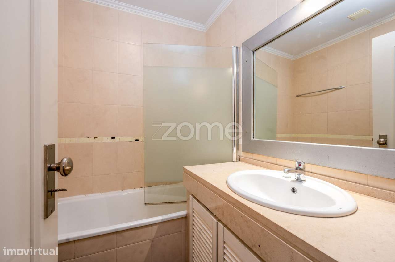 CASA EXCLUSIVA NA RUA DA COSTA (entre as Necessidades e Alcântara)-40