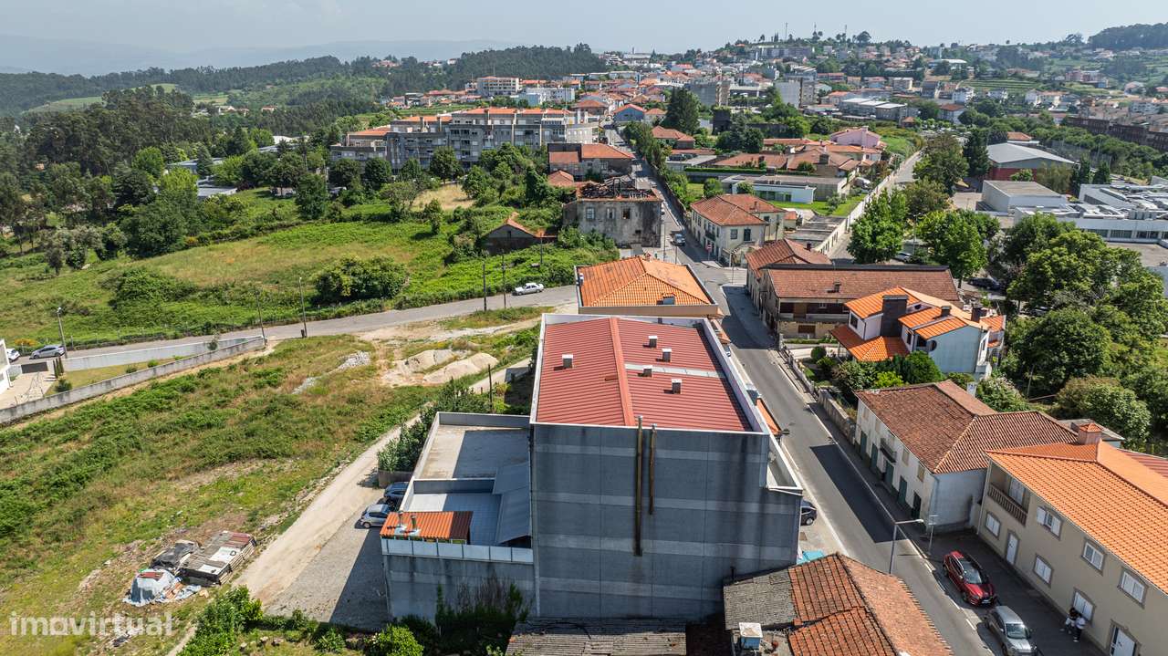 Apartamento T3 Centro da Lixa-21