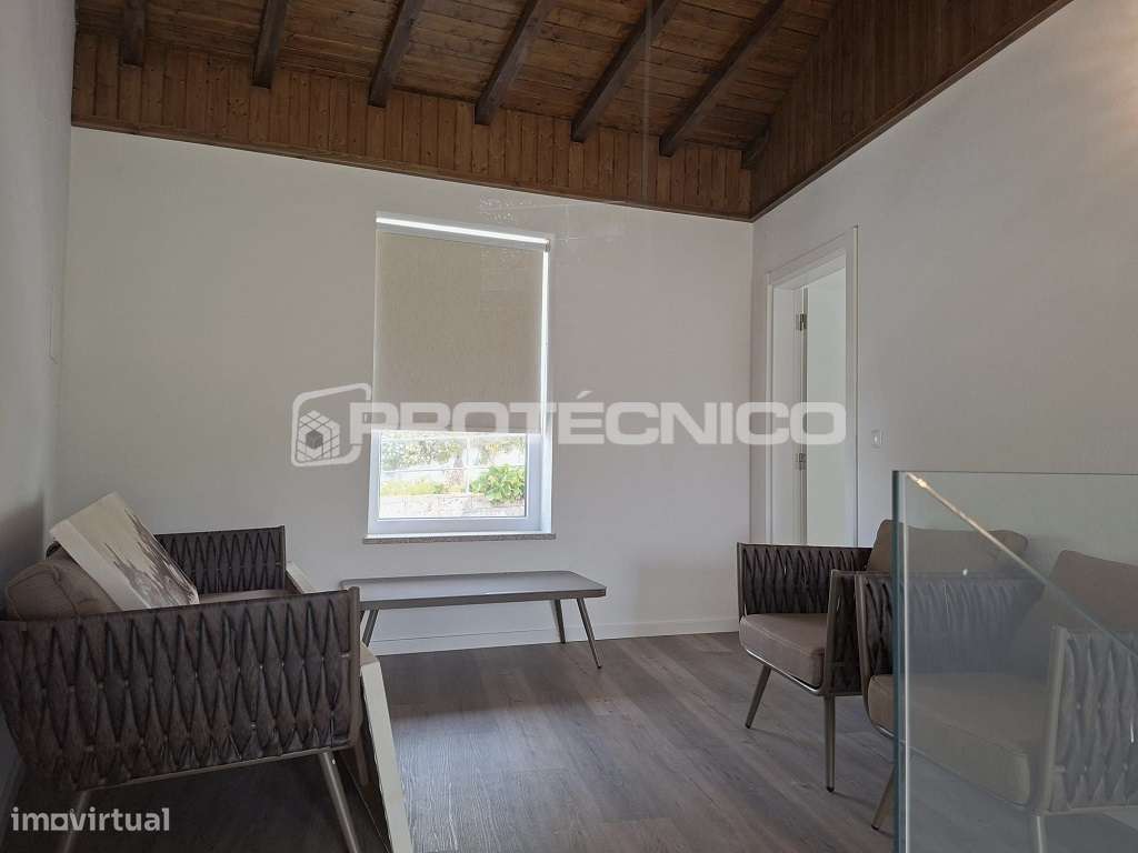 Moradia T4 em Campia-27